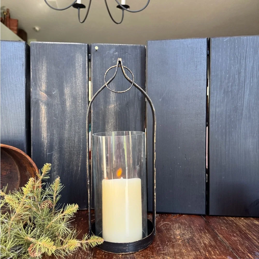 Lucienne Metal Lantern - Picture 3 of 9